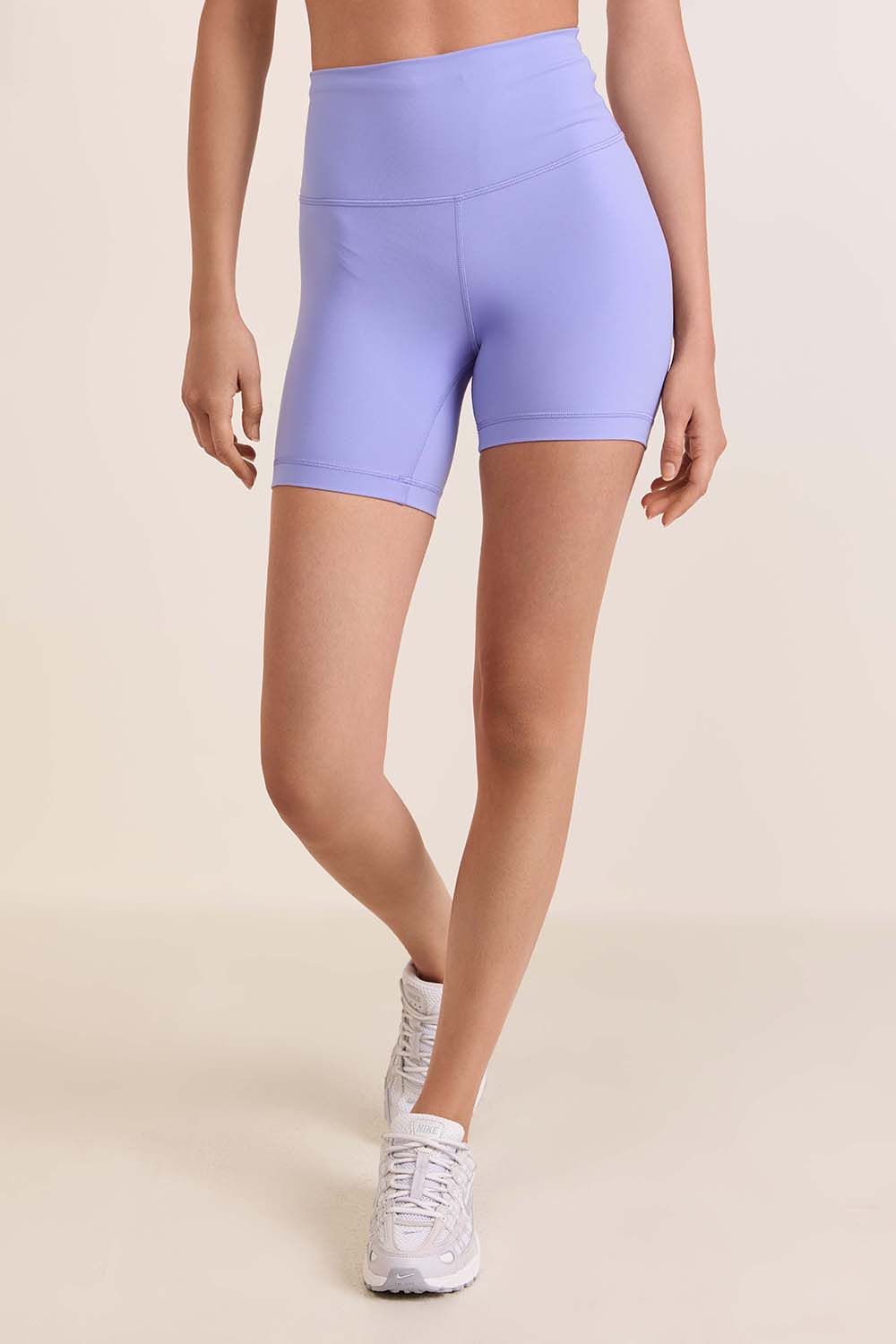 תמונת דוגמן קידמית של Wunder Train Hr Short 6