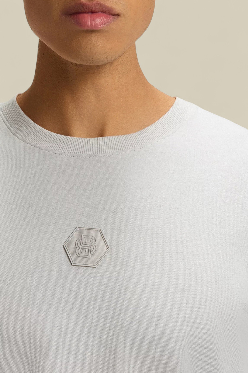 תמונת תקריב דוגמן של חולצת טי