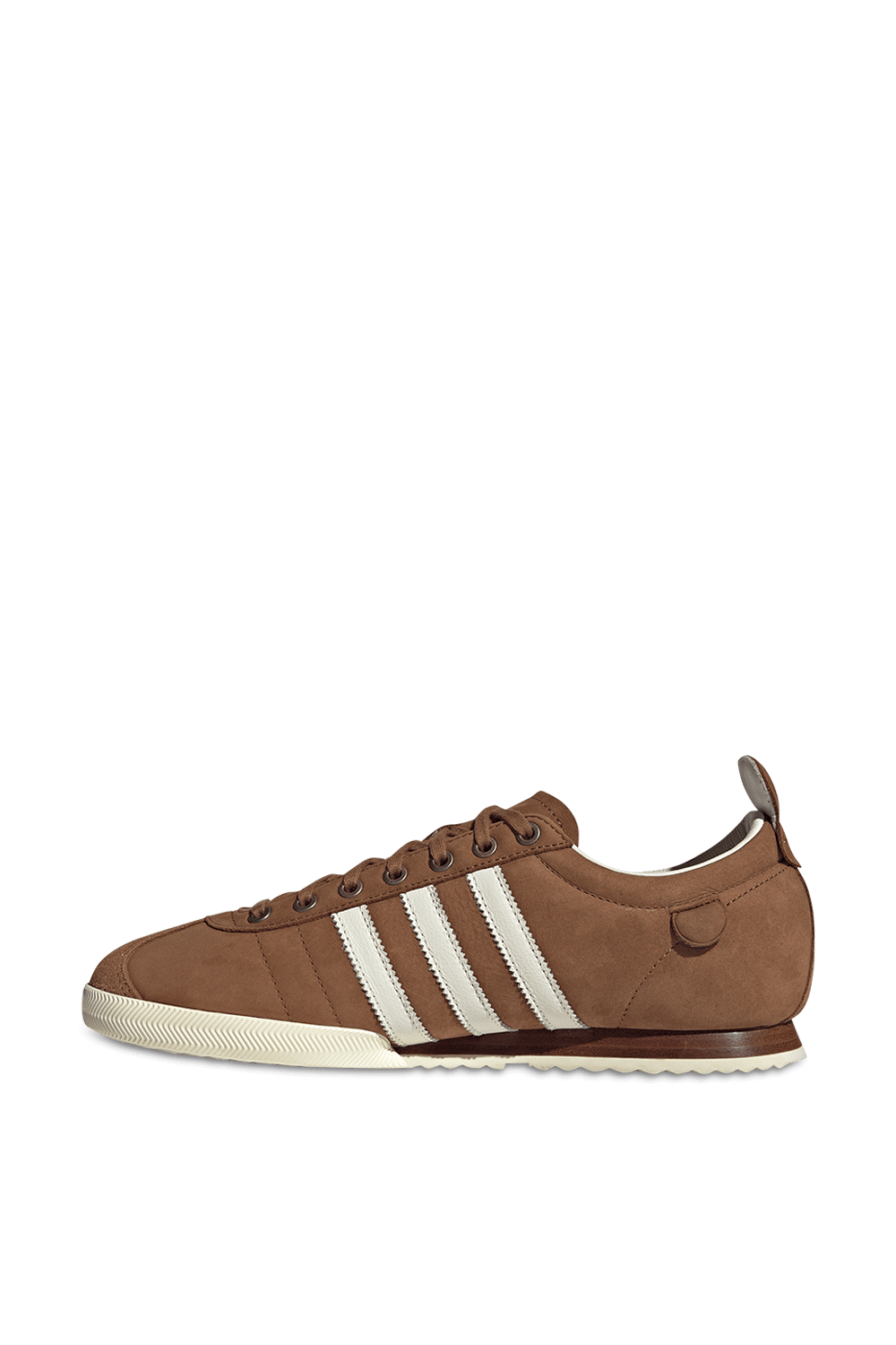 תמונת תקריב של נעלי סניקרס סמבה 62