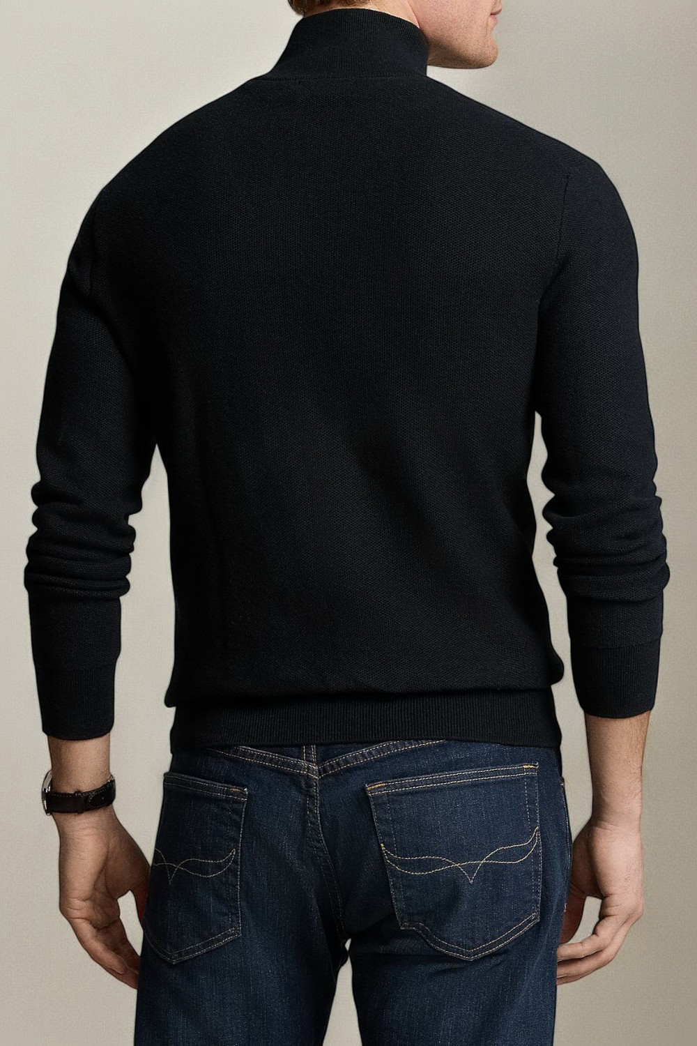 תמונת דוגמן אחורית של סריג פולו