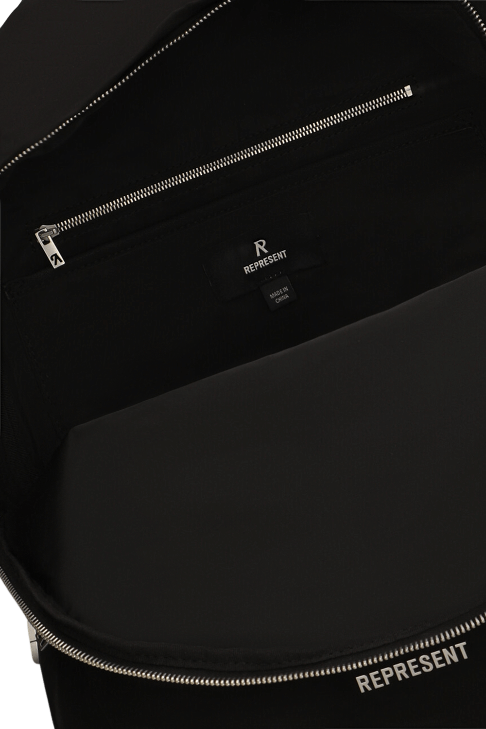 תמונת פנים של תיק גב ניילון