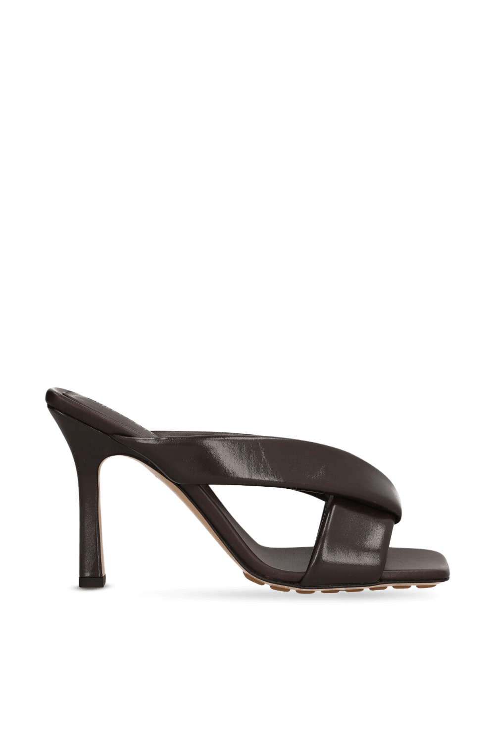 תמונה קידמית של כפכפי עקב סליידס