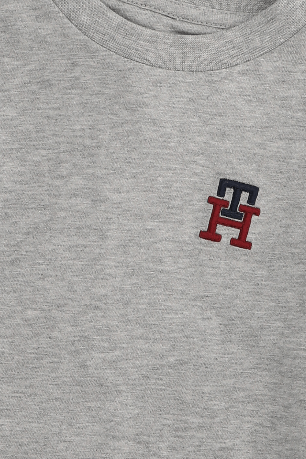 תמונה אחורית של חולצת טי עם רקמה - גילאי 3-8