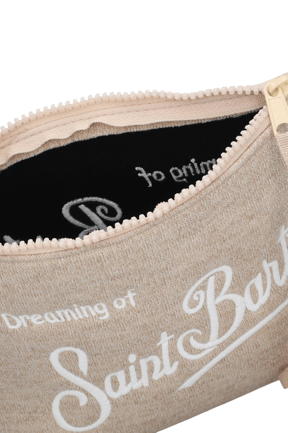 תמונת פנים של תיק קלאץ' צמר