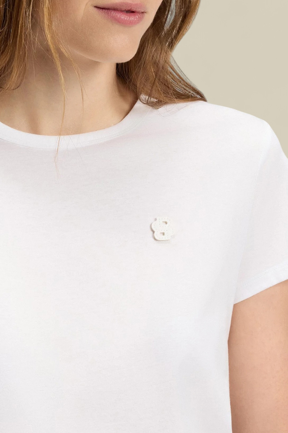 תמונת תקריב דוגמן של חולצת טי