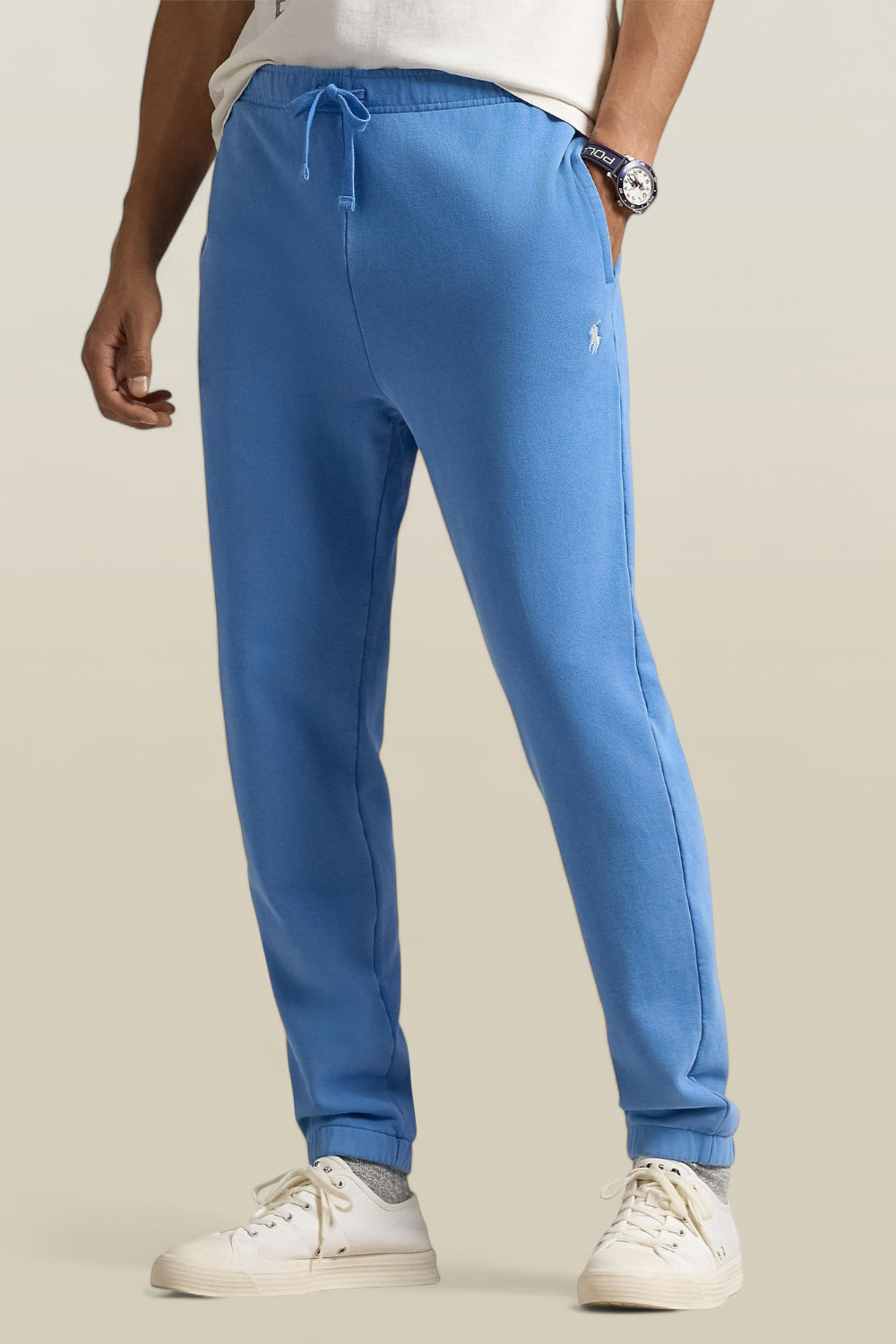 תמונת דוגמן קידמית של מכנסי ג'וגר