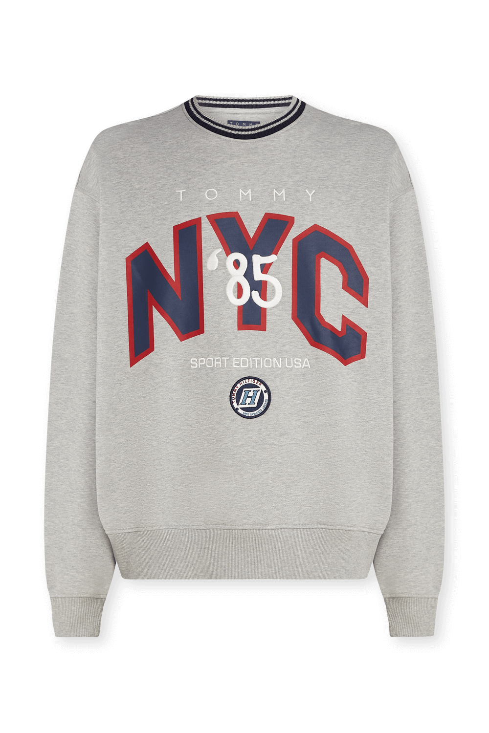 תמונה קידמית של סווטשירט עם צווארון מעוגל