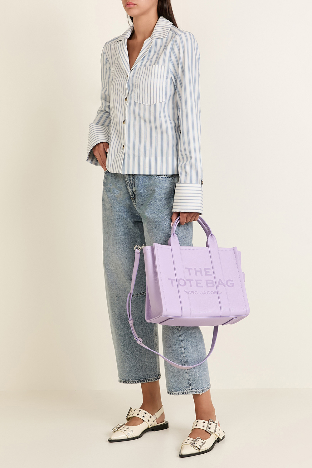 תמונת דוגמן קידמית של תיק טוט מדיום