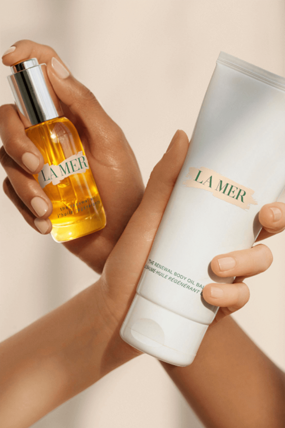 תמונת תקריב של The Renewal Body Oil Balm 200ml