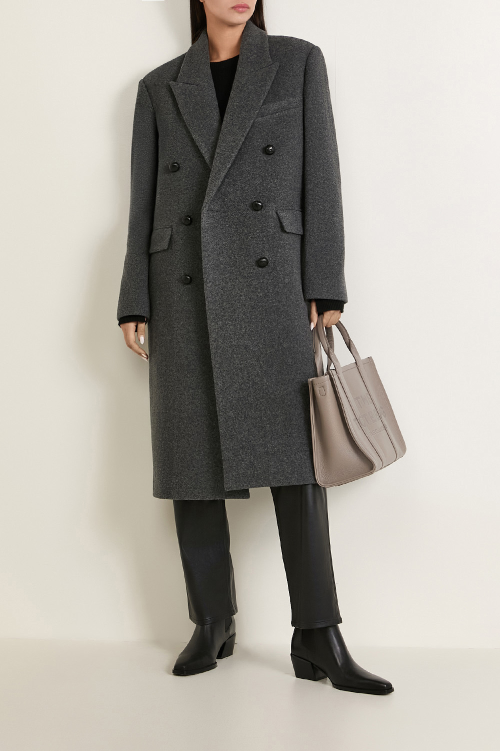 תמונת דוגמן קידמית של תיק טוט מדיום