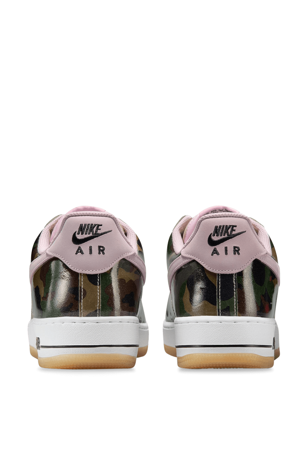 תמונת תקריב של נעלי סניקרס אייר פורס 1