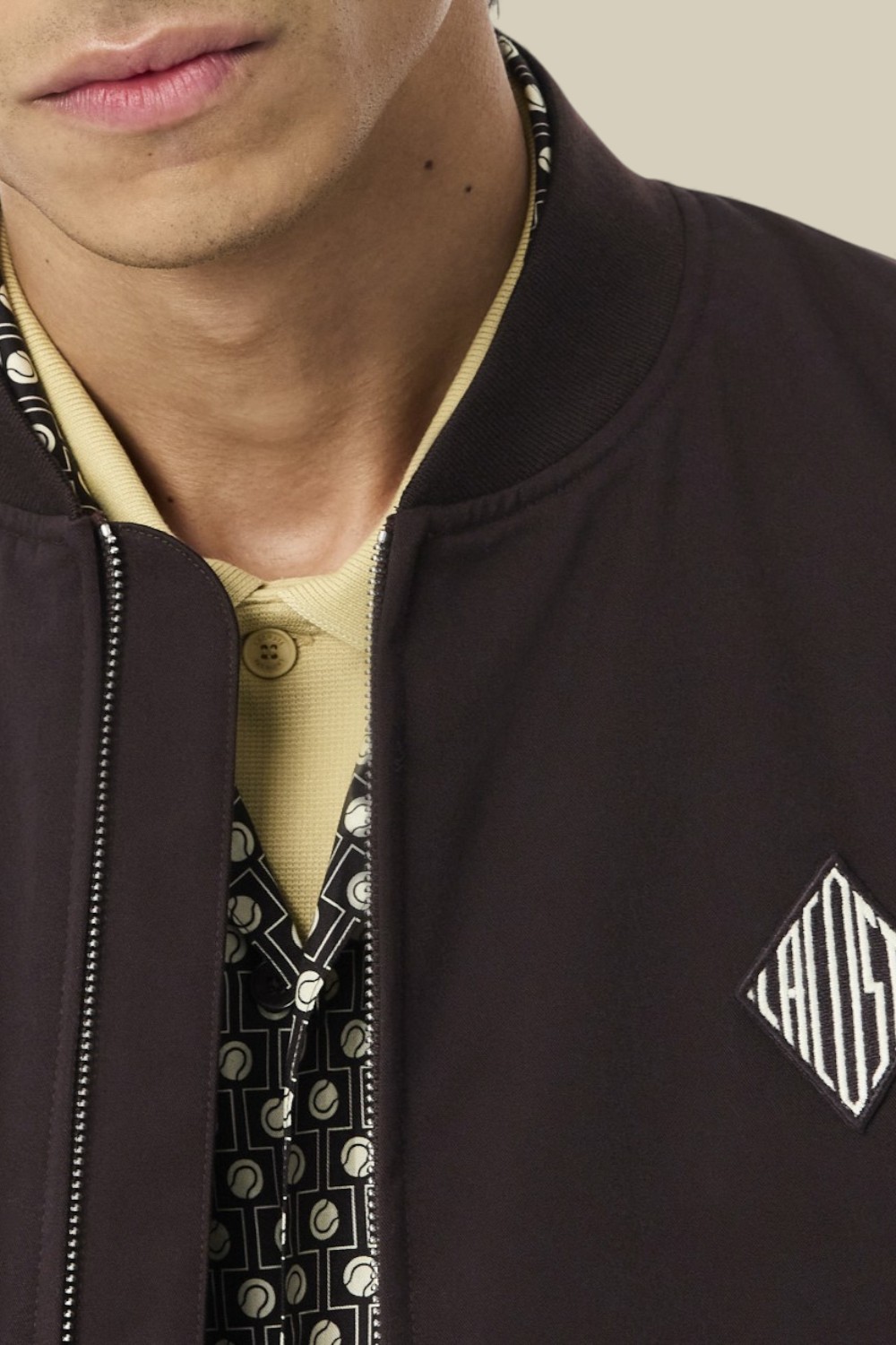 תמונת תקריב דוגמן של PRE LINE ז'קט בומבר