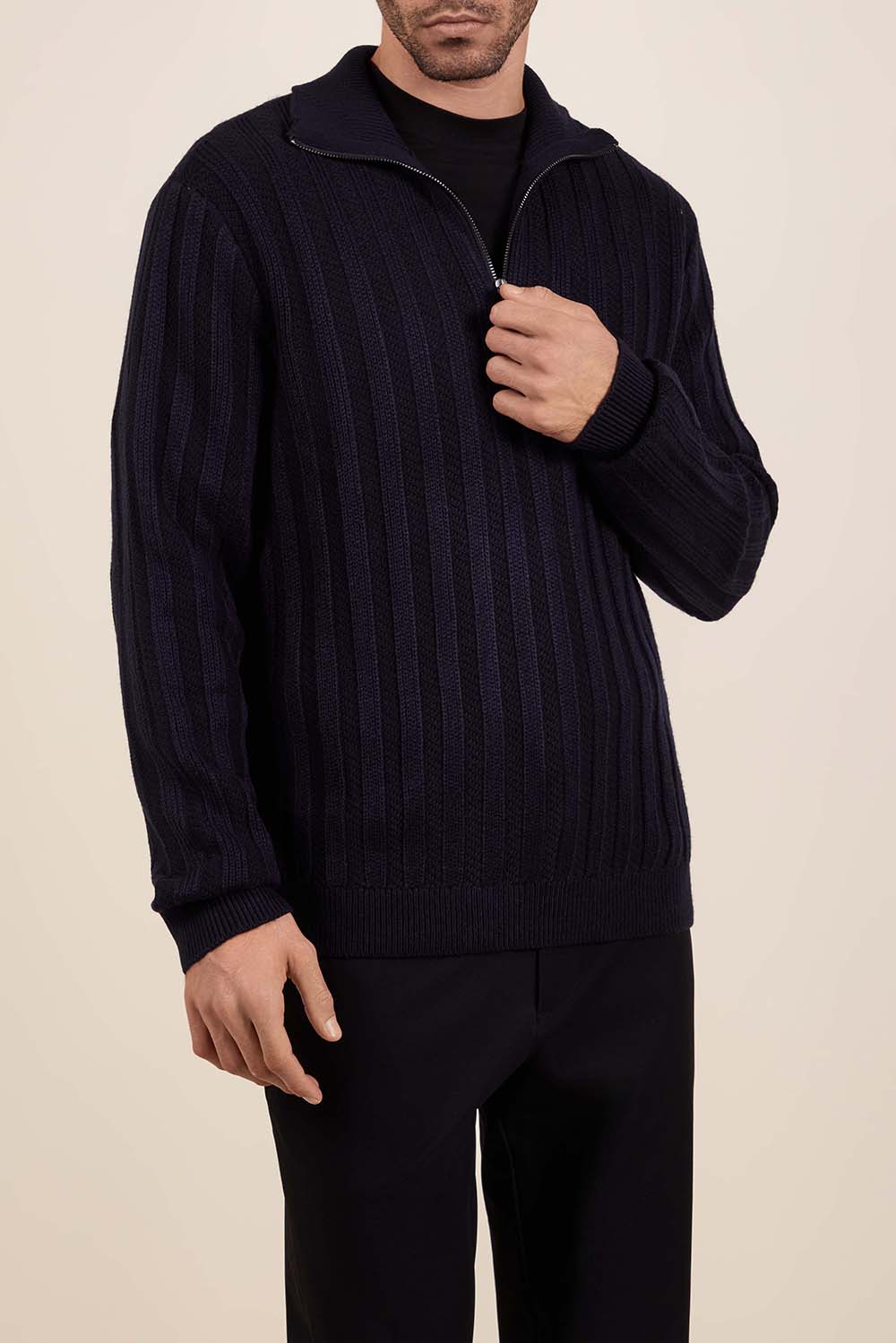 תמונת דוגמן קידמית של סריג