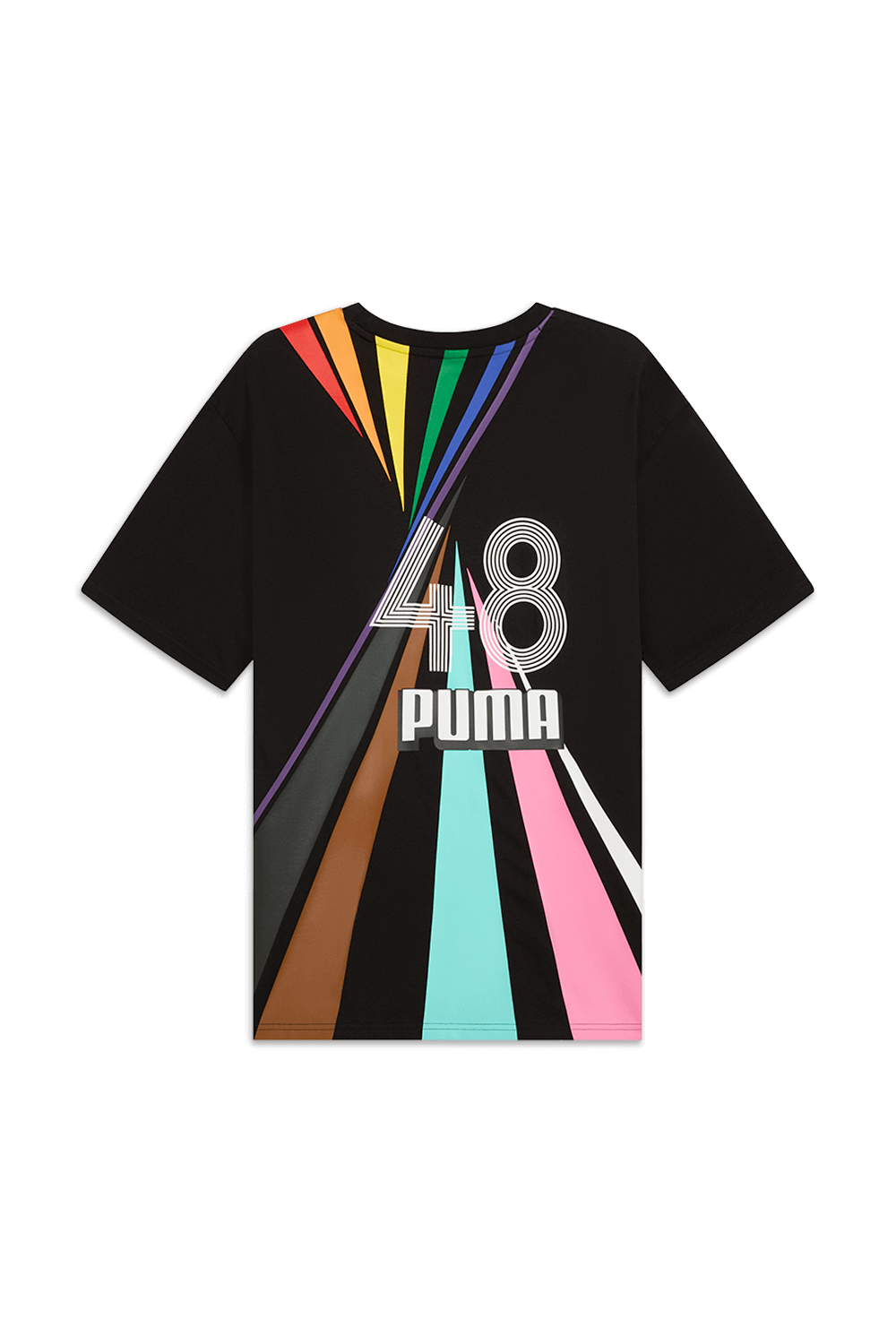 תמונה אחורית של חולצת טי