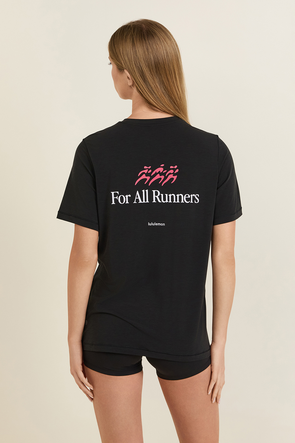 תמונת דוגמן אחורית של Jersey Training Short-Sleeve Run Graphic