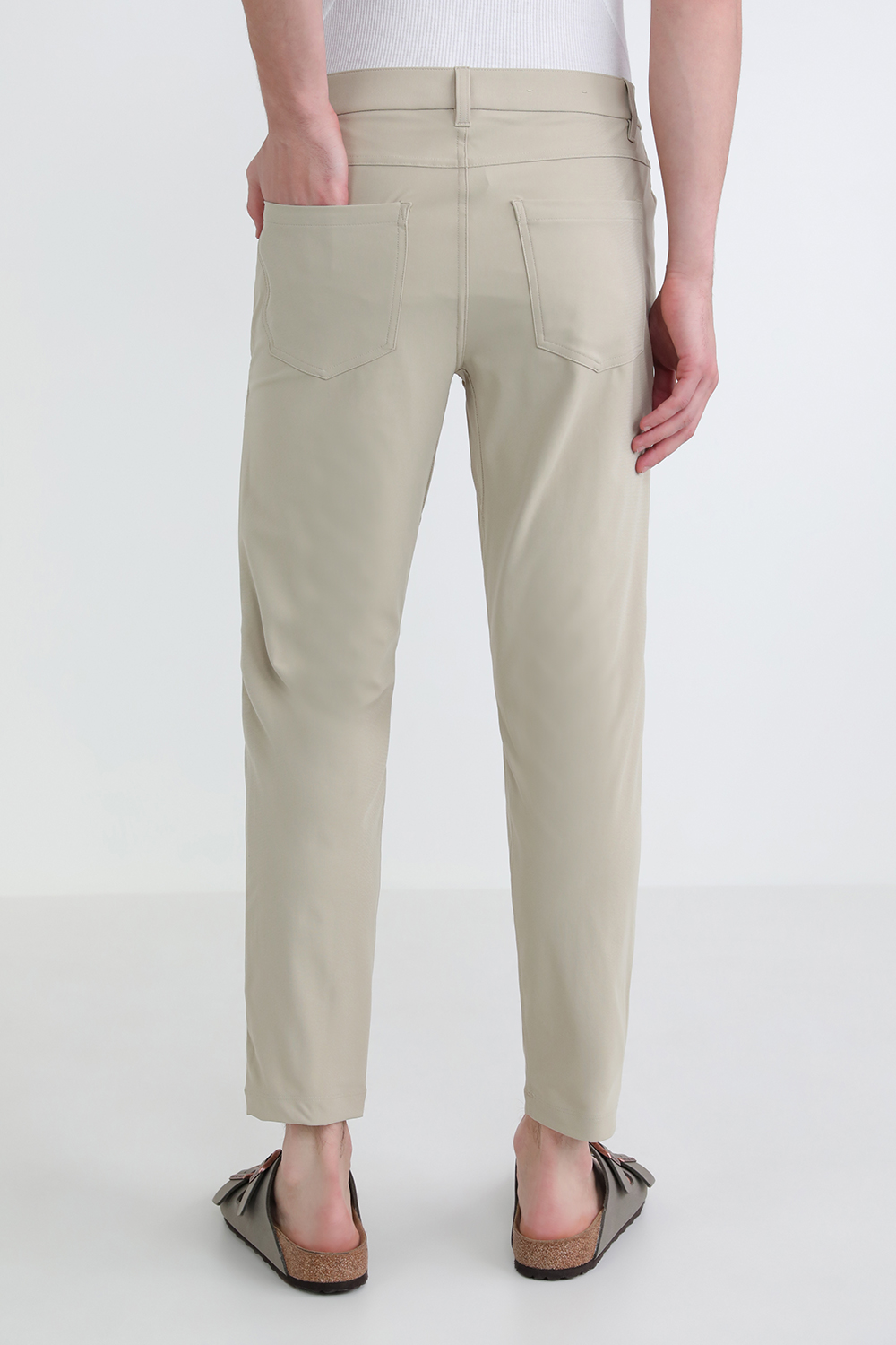 תמונת דוגמן אחורית של ABC Pant Slim 30" Recwarp Updated Fit