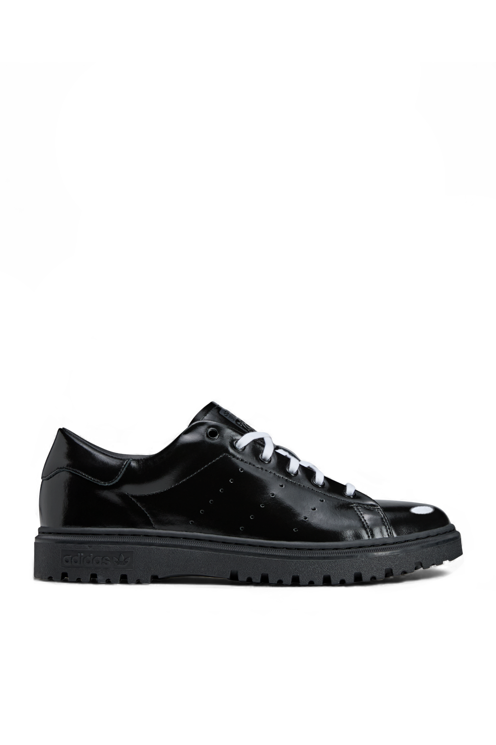 תמונה קידמית של נעלי סטאן סמית' אדידס X בובספוג