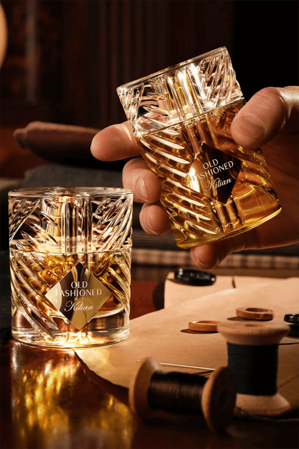 תמונה אחורית של Old Fashioned the Icone Set Eau de Parfum  50 ml+7.5 ml