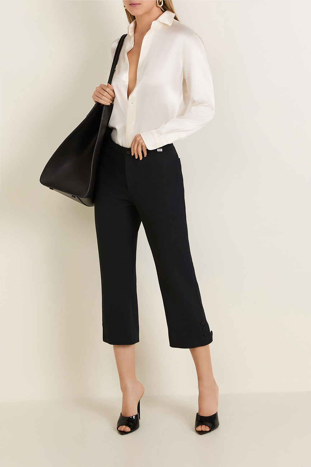 תמונת דוגמן קידמית של תיק כתף