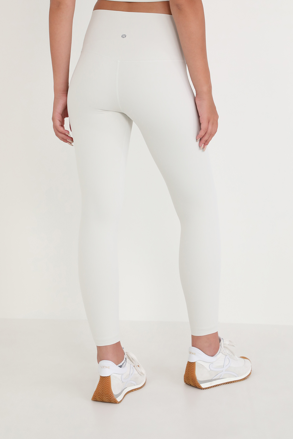 תמונת דוגמן אחורית של Align HR Pant 25" Leggings