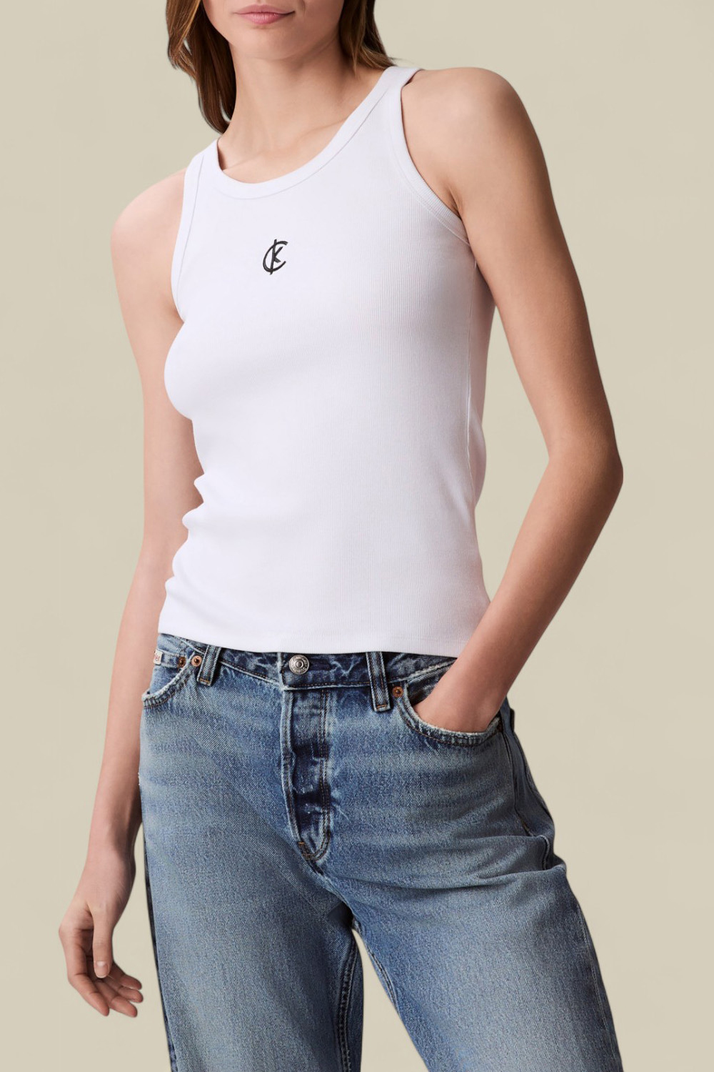 תמונת דוגמן קידמית של גופייה