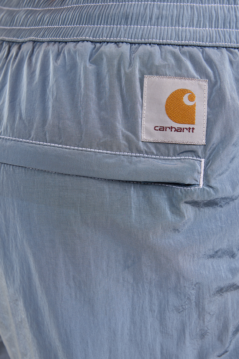 תמונת דוגמן אחורית של מכנסי שחייה