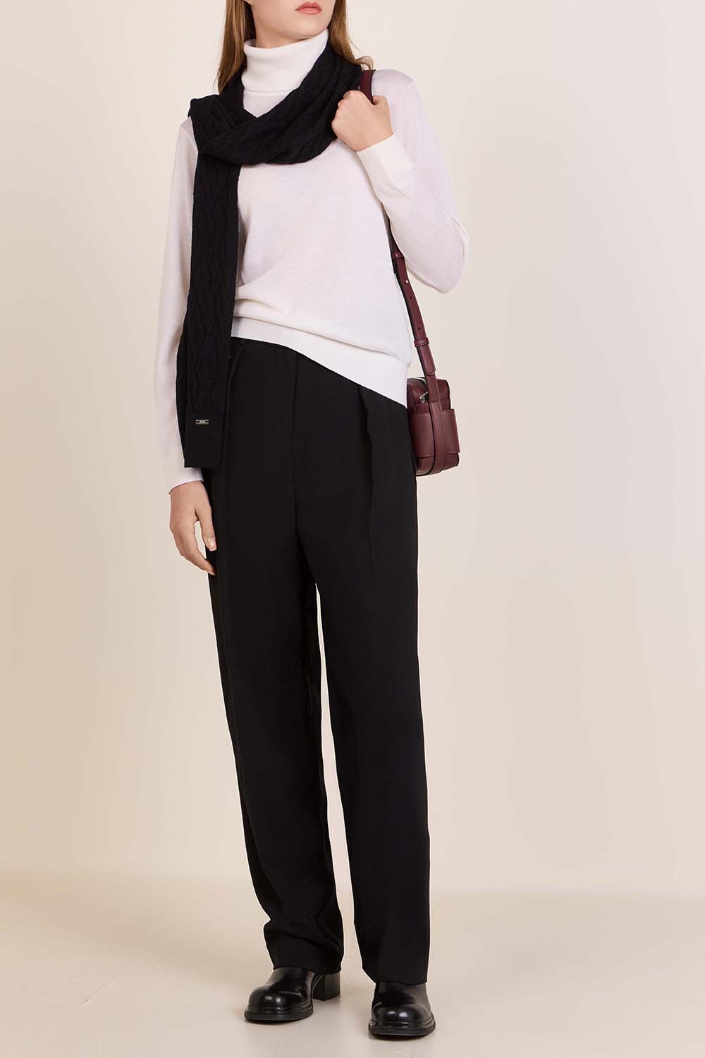 תמונת דוגמן קידמית של צעיף