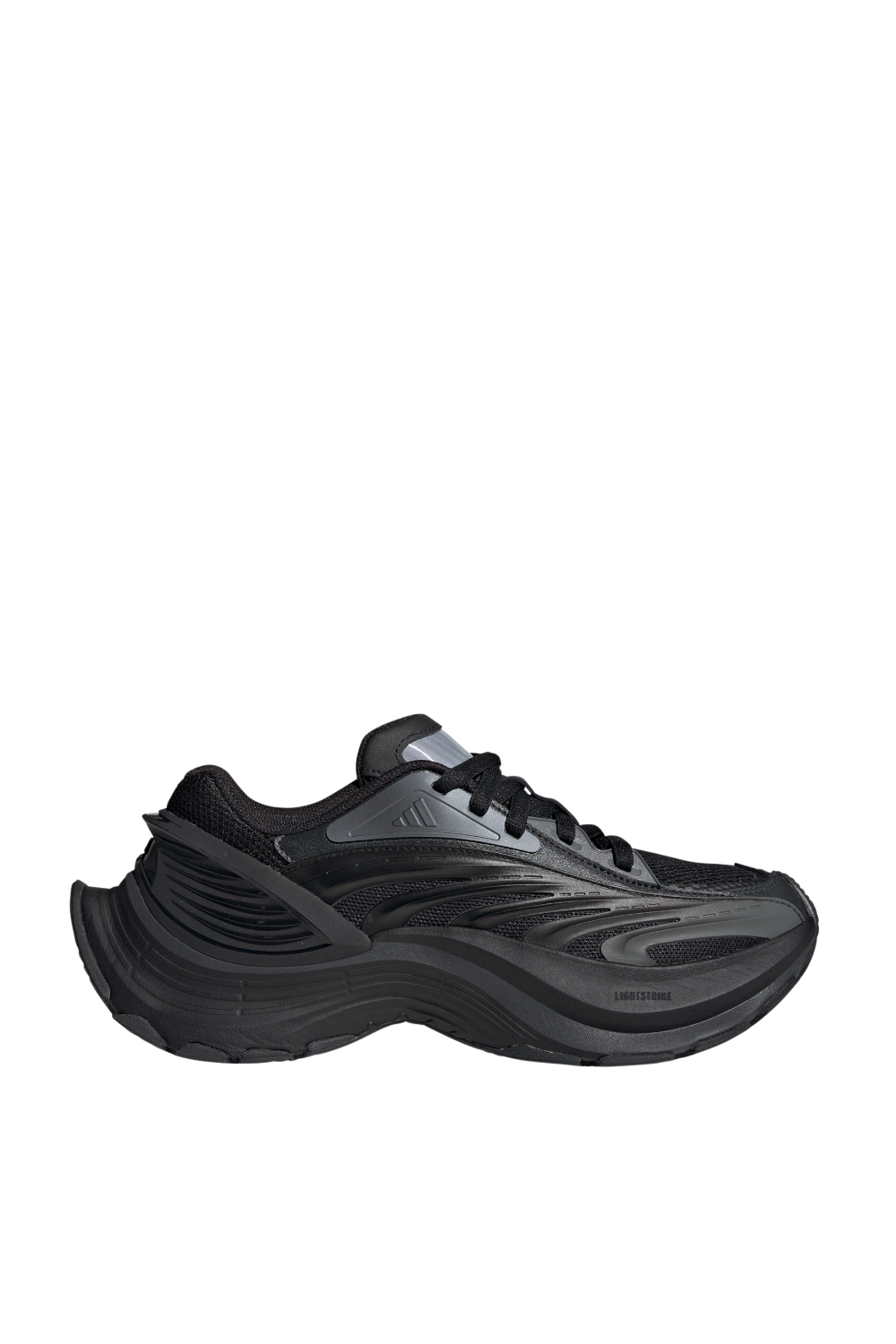 תמונה קידמית של נעלי סניקרס XLG