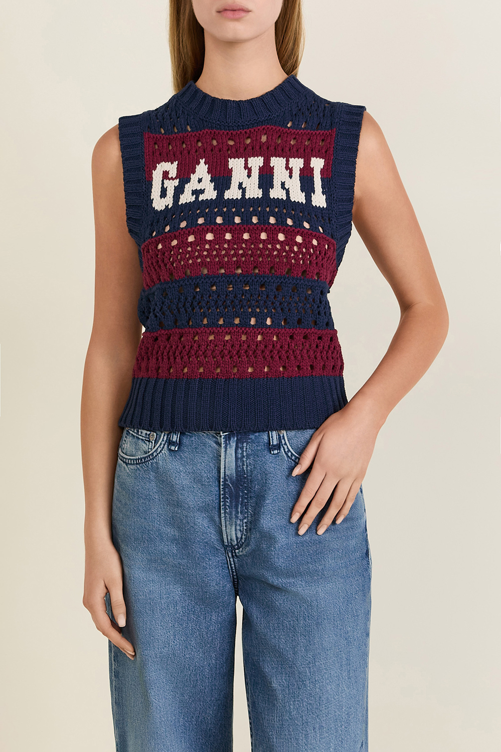 תמונת דוגמן קידמית של אפודת קרושה