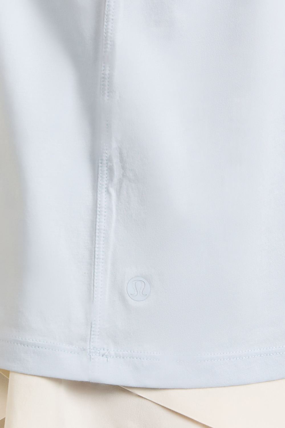 תמונת תקריב דוגמן של All Yours Tee Cotton