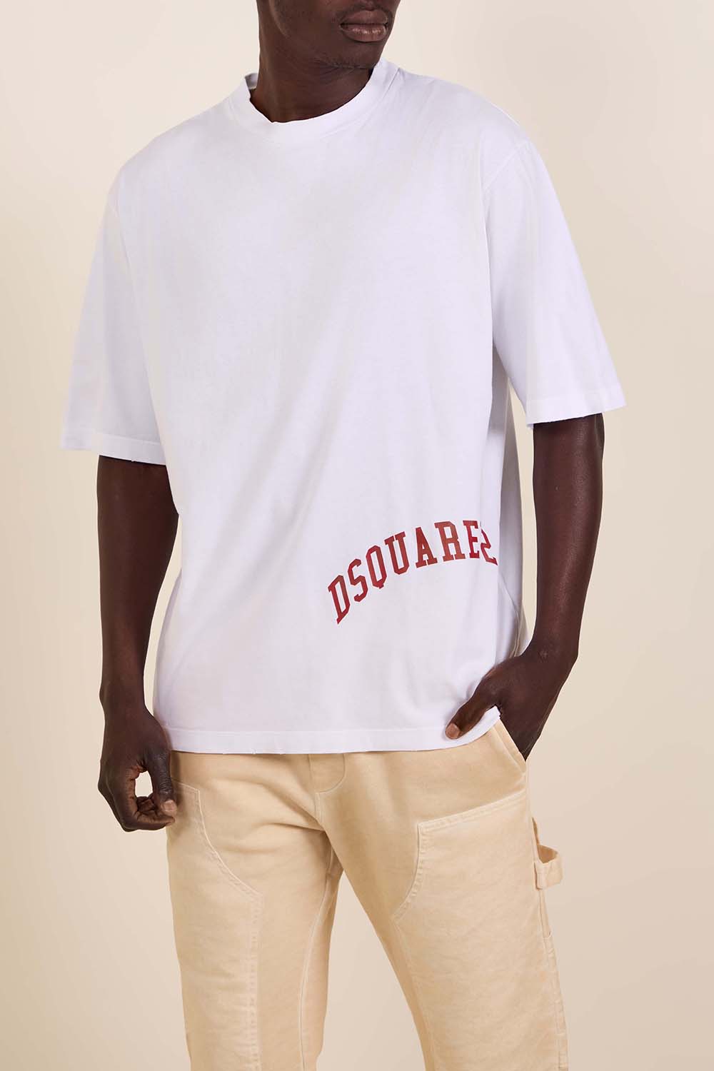 תמונת דוגמן קידמית של חולצת טי