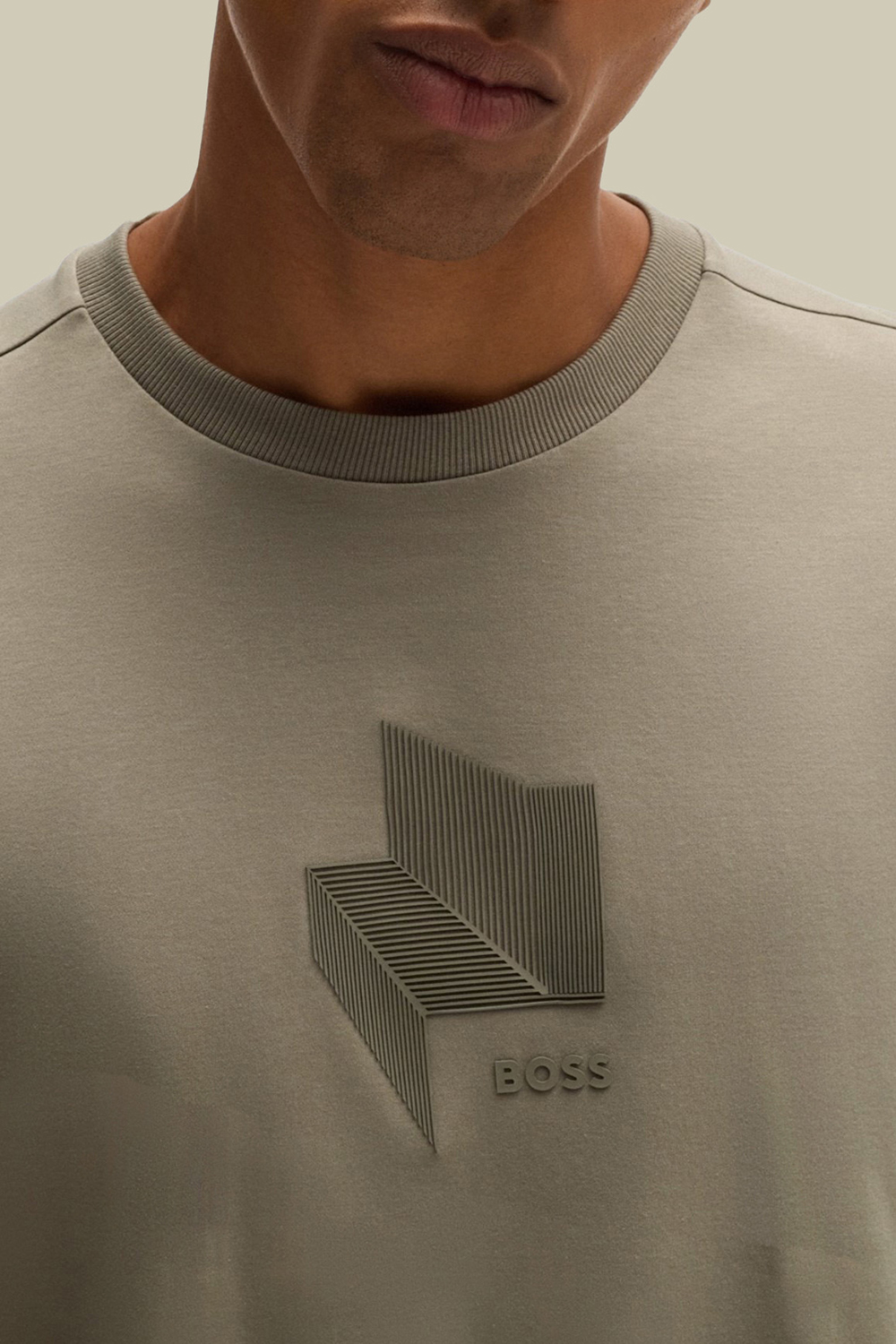 תמונת תקריב דוגמן של חולצת טי