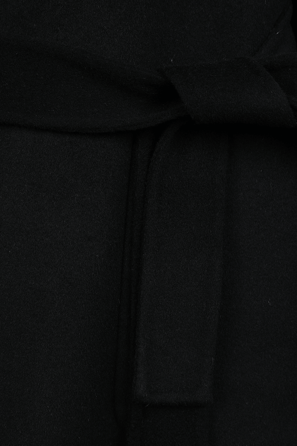 תמונה אחורית של מעיל חלוק ארוך מצמר