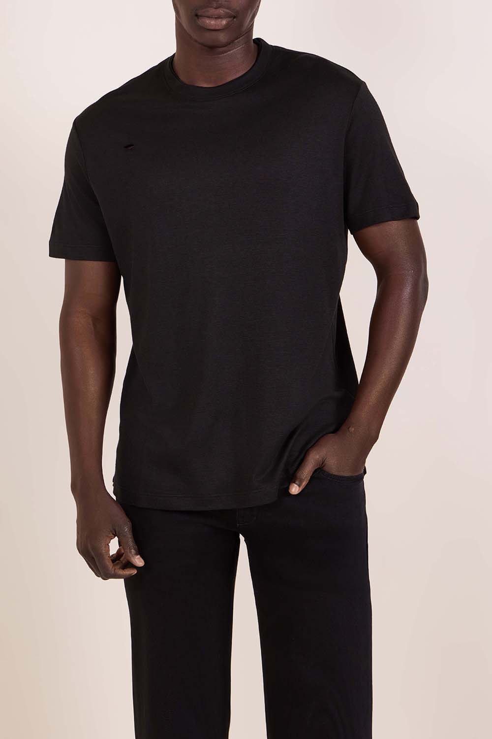 תמונת דוגמן קידמית של חולצת טי