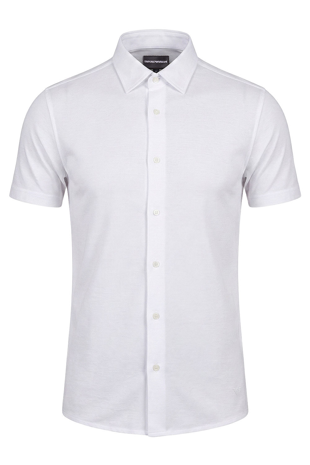 תמונה קידמית של חולצת כפתורים