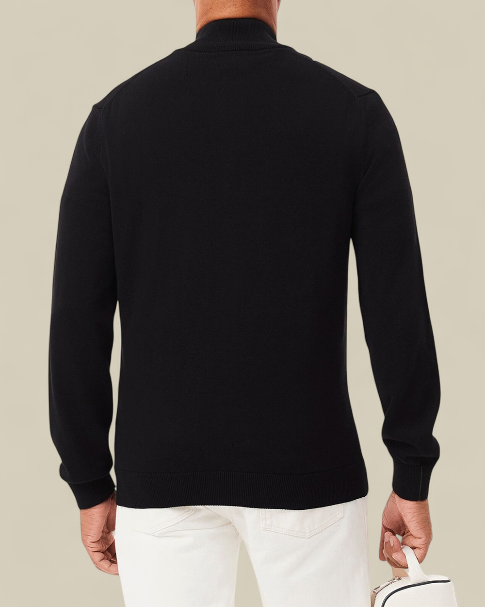 תמונת דוגמן אחורית של סריג בסגירת רוכסן