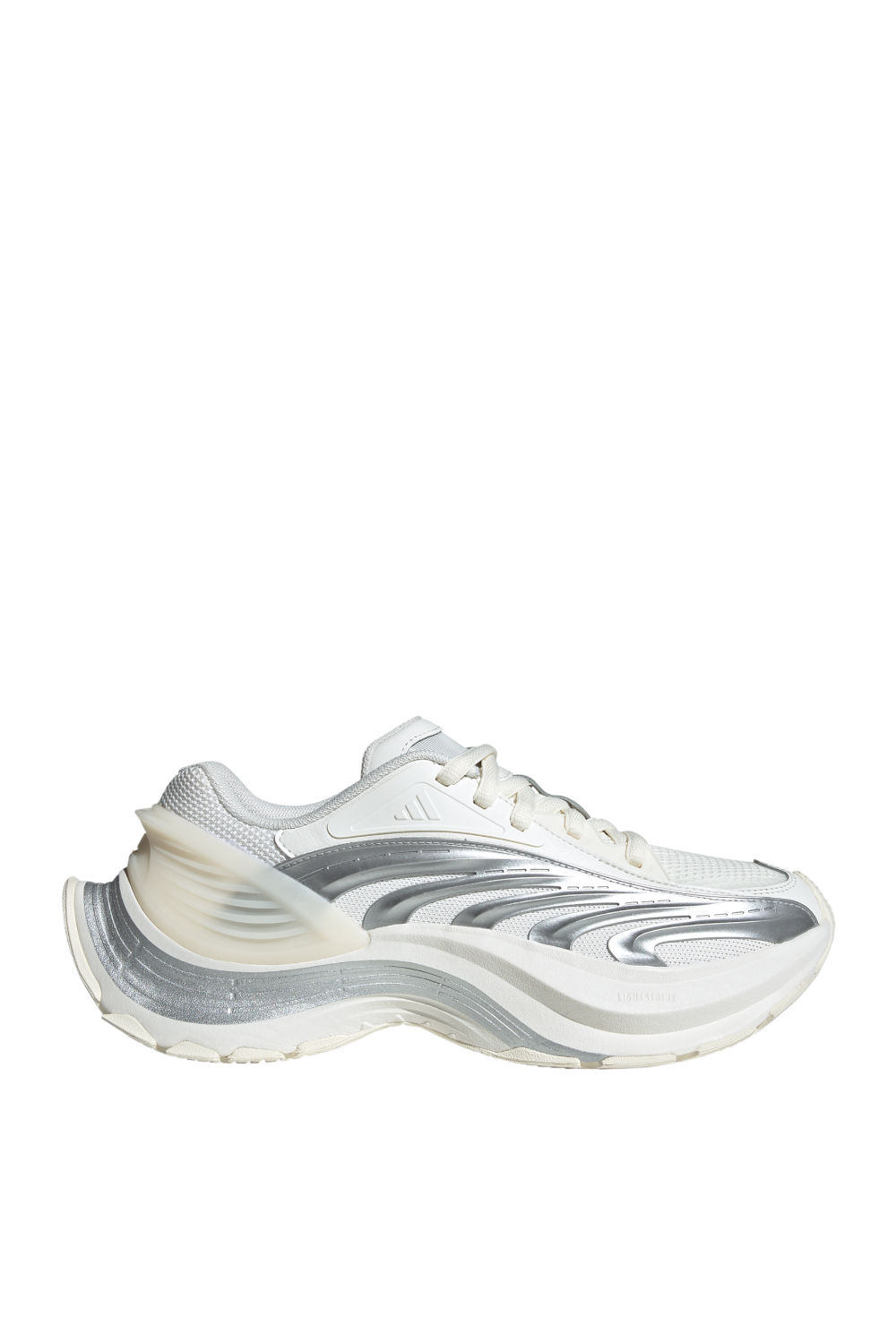 תמונה קידמית של נעלי ריצה XLG