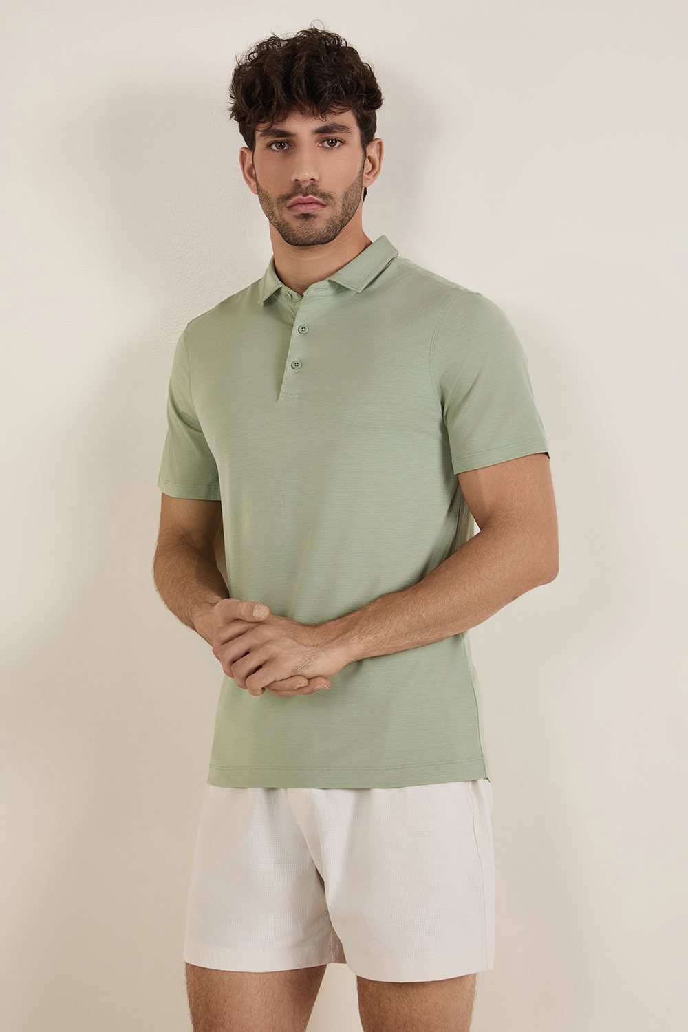 תמונת דוגמן קידמית של Evolution Short-Sleeve Polo Shirt