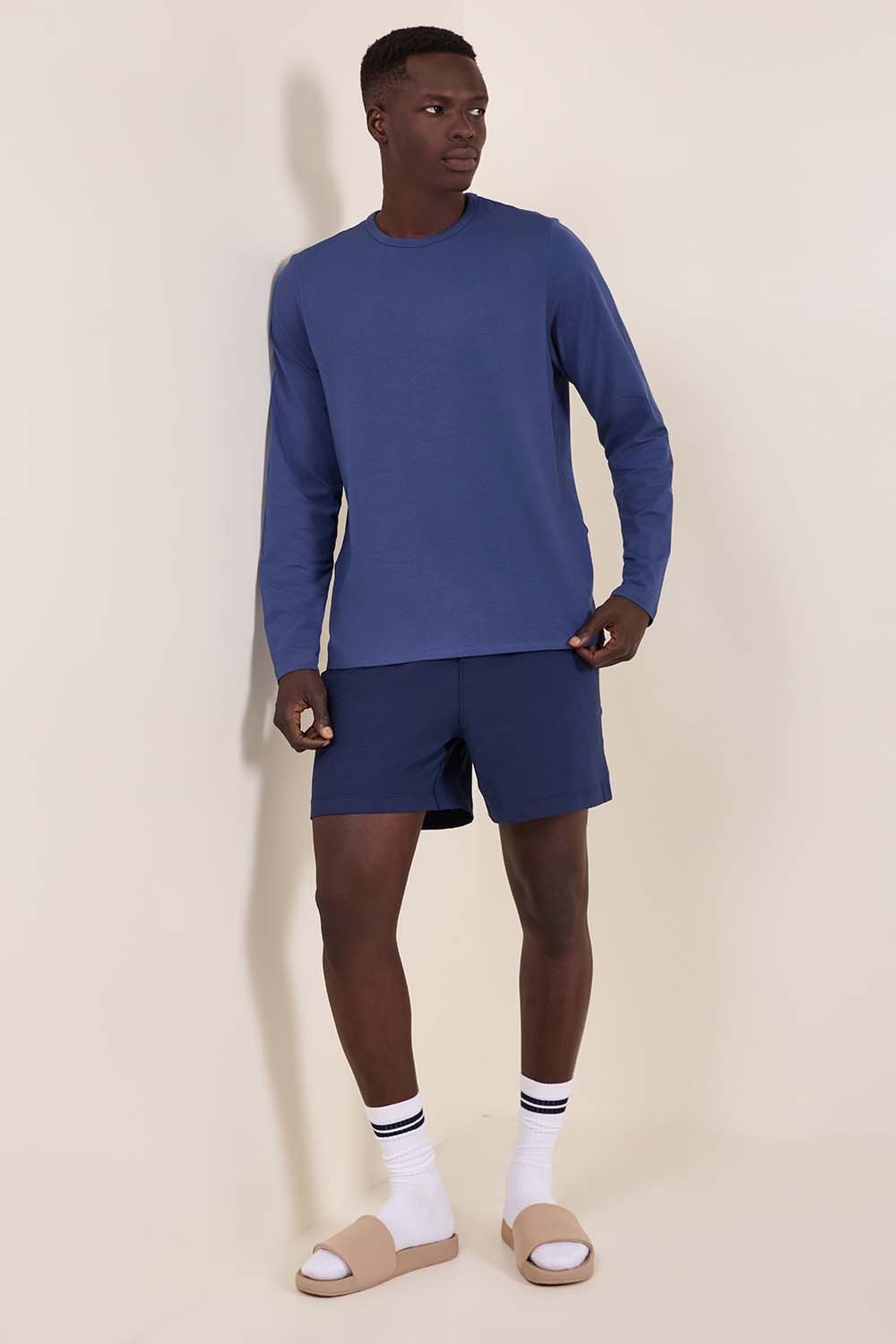 תמונת דוגמן קידמית של RestFeel Slide