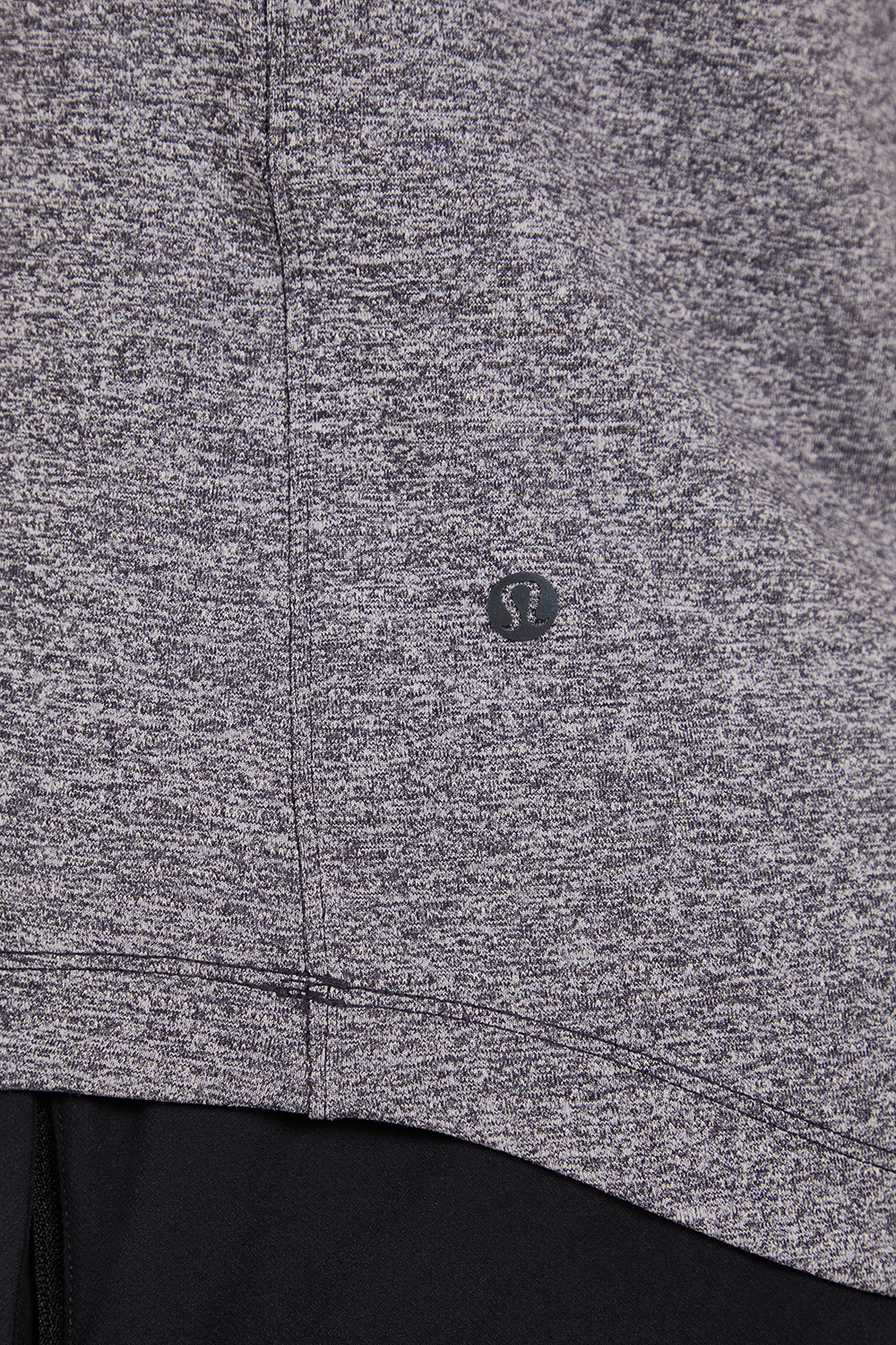 תמונת תקריב דוגמן של License to Train Short Sleeve