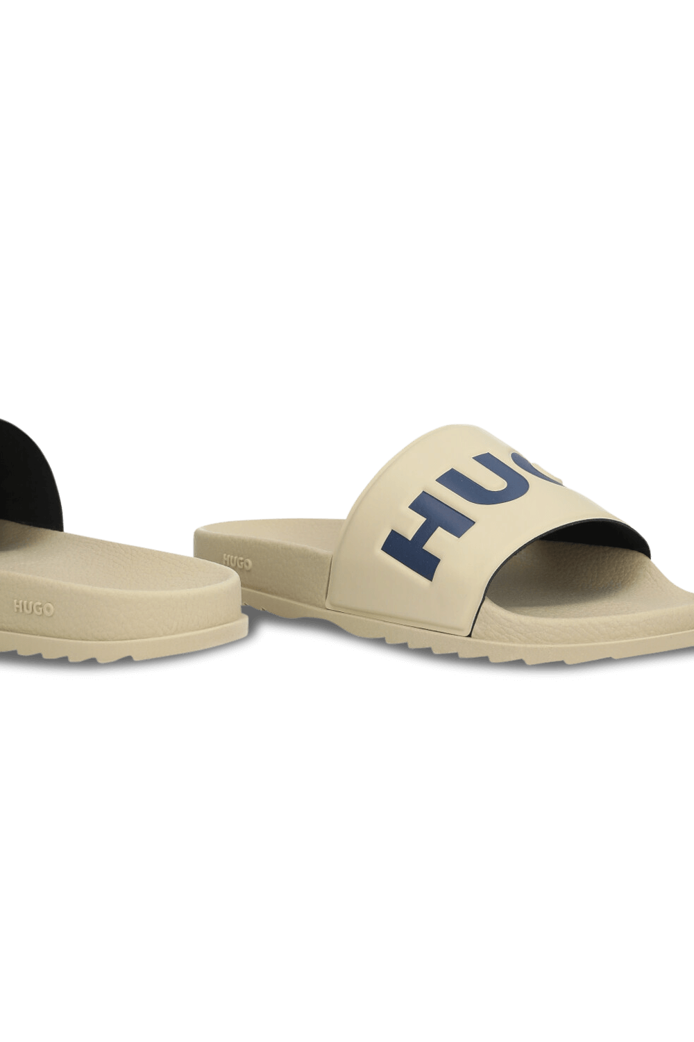 תמונת תקריב של כפכפי סליידס