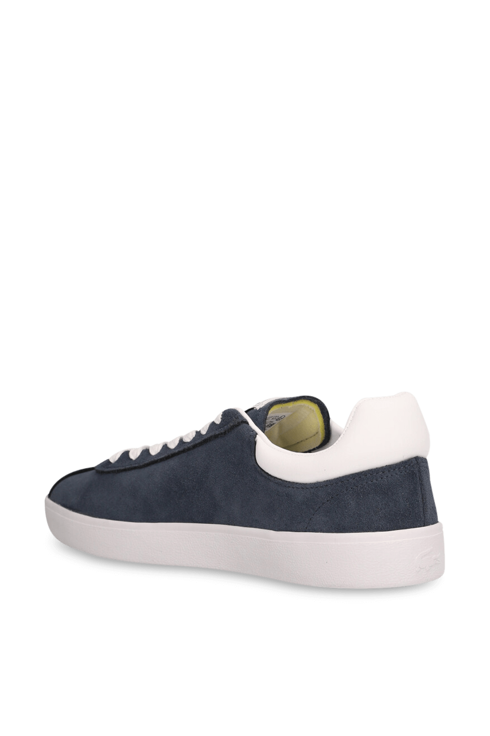 תמונה אחורית של נעלי סניקרס