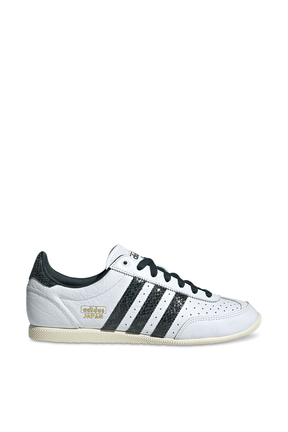 תמונה קידמית של נעלי סניקרס יפן