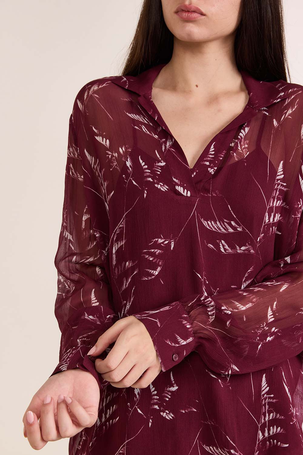 תמונת תקריב דוגמן של חולצת ויסקוזה