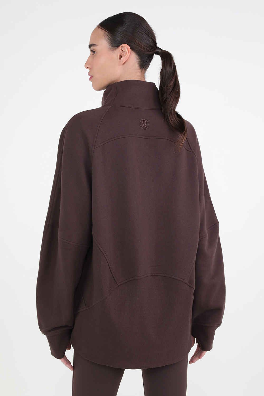 תמונת דוגמן אחורית של Scuba Oversized Funnel-Neck Full Zip