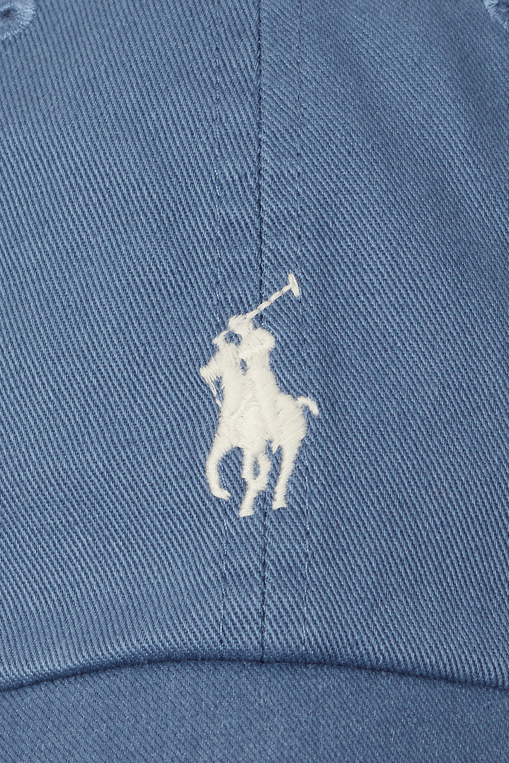 תמונת תקריב של כובע בייסבול