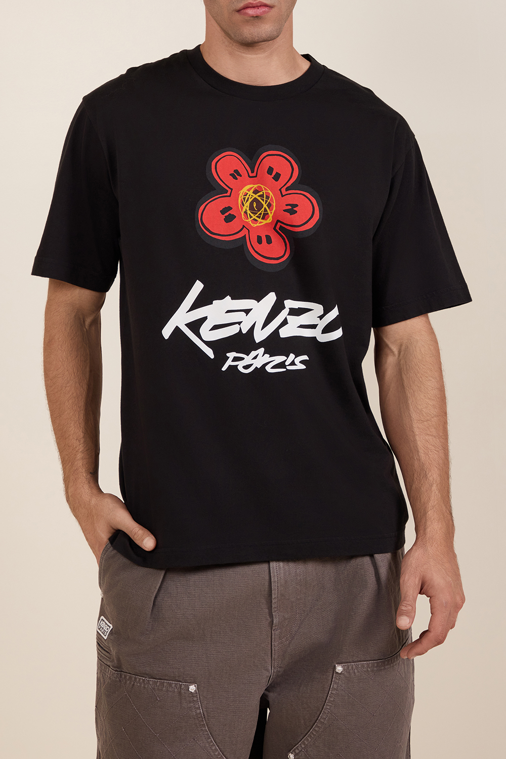 תמונת דוגמן קידמית של חולצת טי