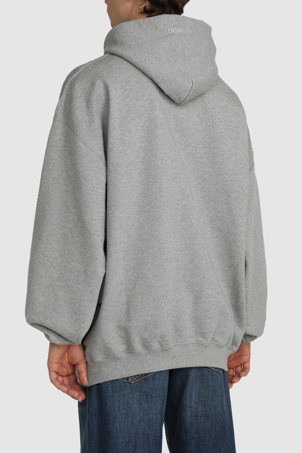 תמונת דוגמן אחורית של סווטשרט קפוצ`ון