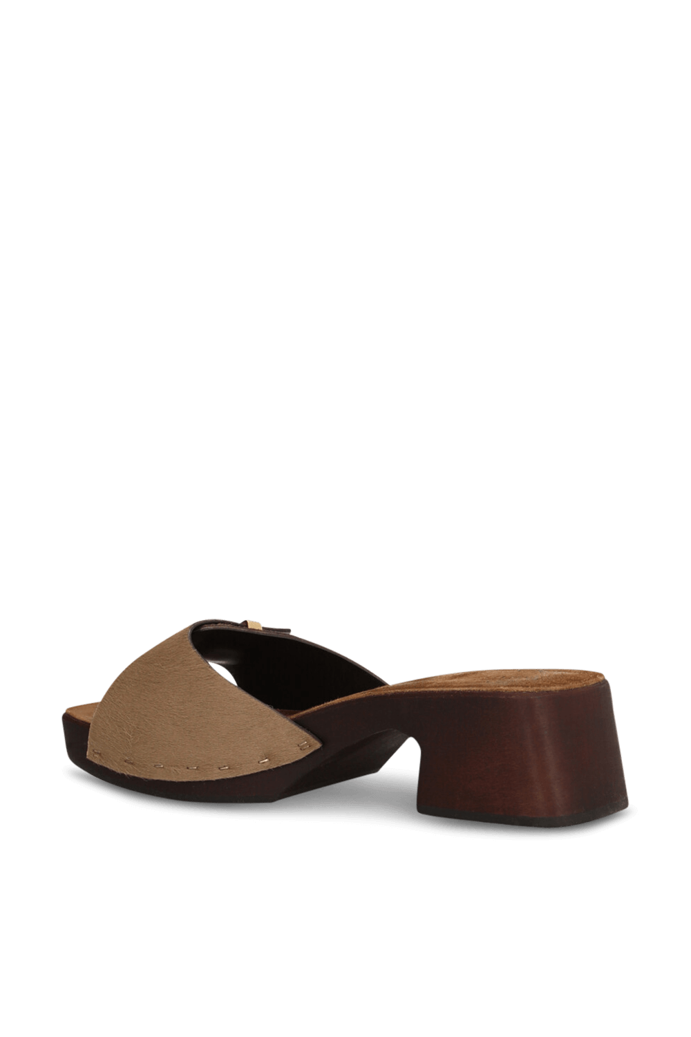 תמונה אחורית של כפכפי קלוגס