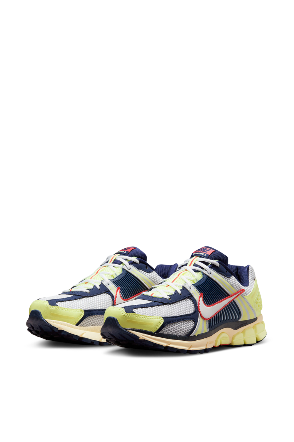 נעלי סניקרס זום וומרו 5